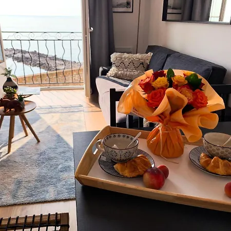 Appartement Amazing Renovated Flat Sea Front Old Town